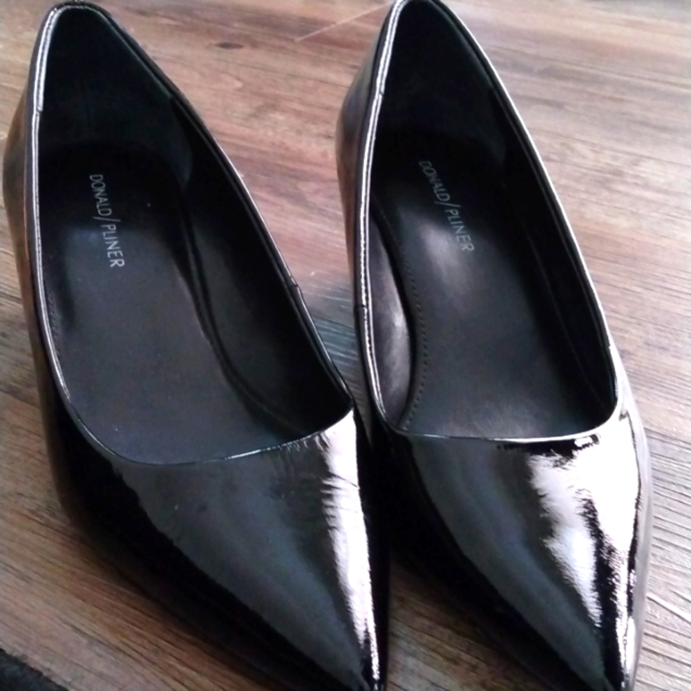 Donald J. Pliner Shiny Black Heels
